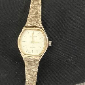 Advance Women's Gold Tone Base Metal Bezel Analog Textured Wristwatch